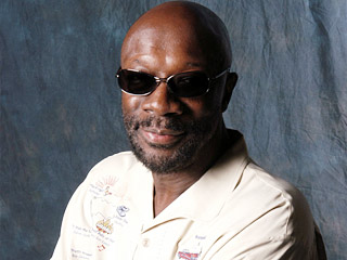 isaac-hayes_l.jpg