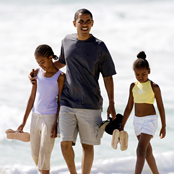 carter-obama-family-beach_180857934807